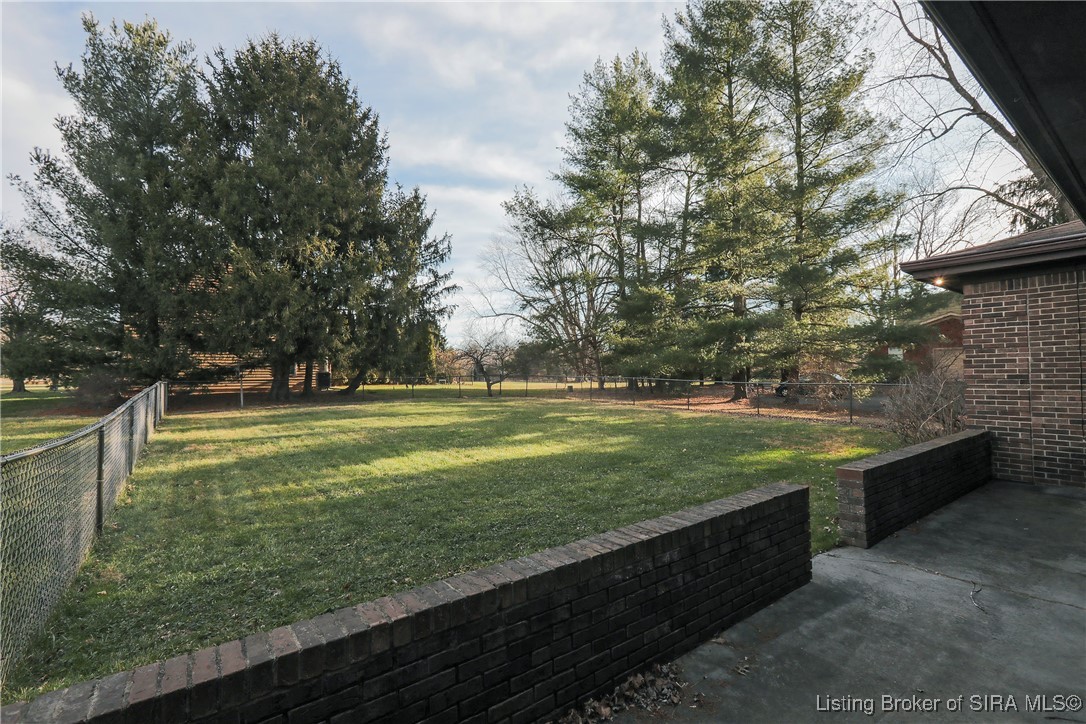 6818 Old Vincennes Road Floyds Knobs, IN 47119 - Photo 57 of 63