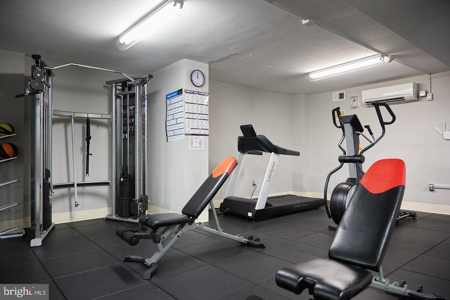 4000 Tunlaw Road Northwest, Unit 417 Washington, DC 20007 - Photo 10 of 19