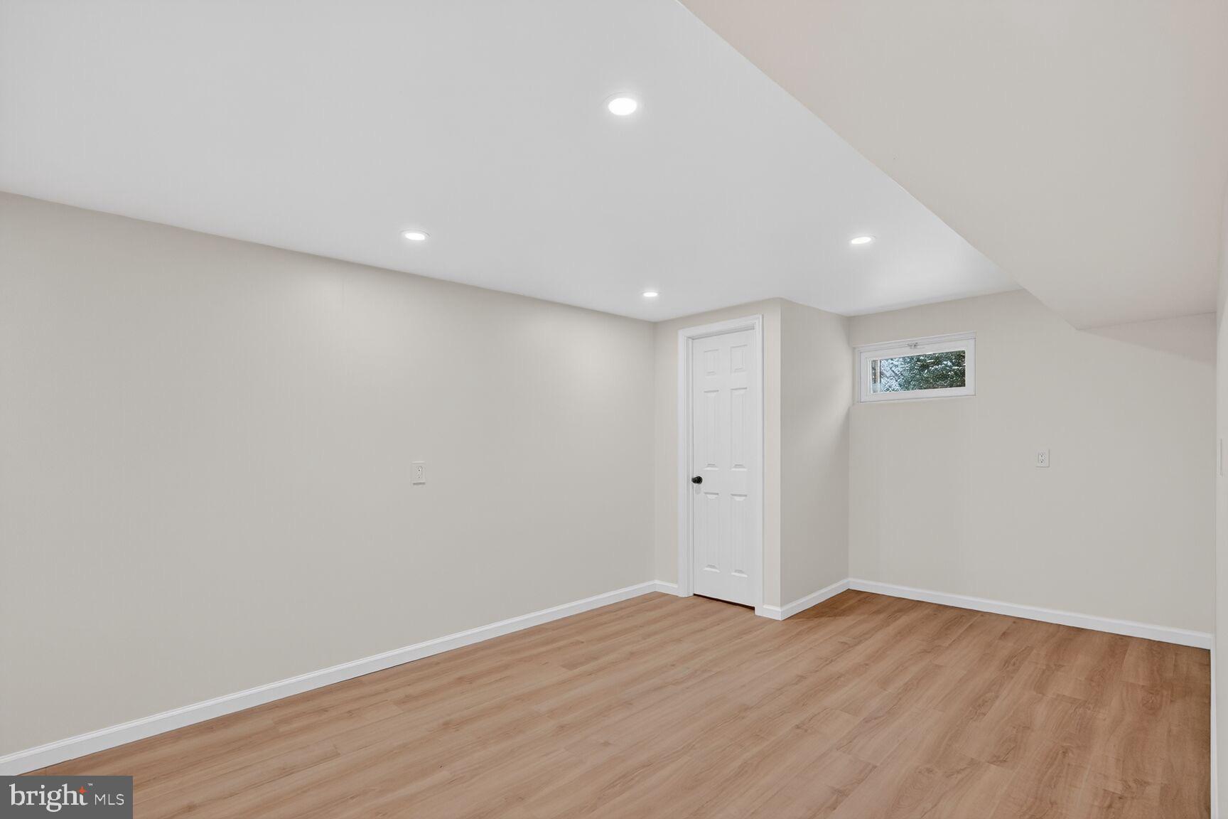 8 Melbourne Avenue Silver Spring, MD 20901 - Photo 16 of 23 Versatile space ready for your vision.