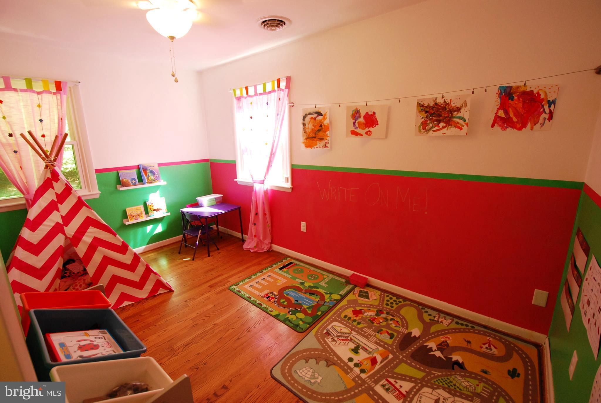 14330 Pleasant Valley Road Smithsburg, MD 21783 - Photo 19 of 24 Bedroom