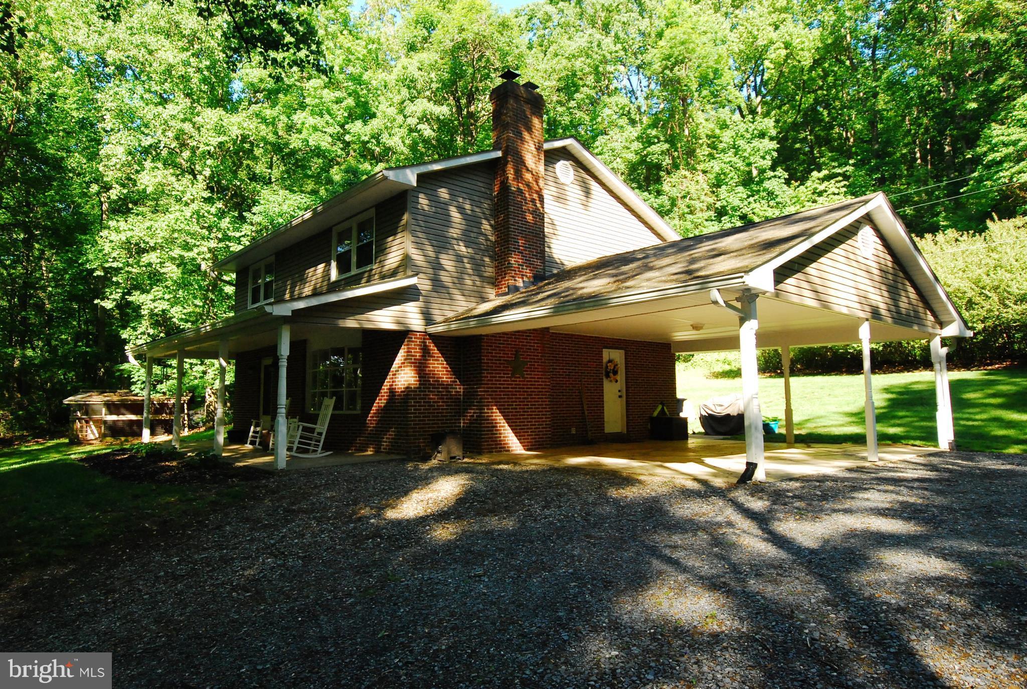 14330 Pleasant Valley Road Smithsburg, MD 21783 - Photo 4 of 24 Exterior (Front)