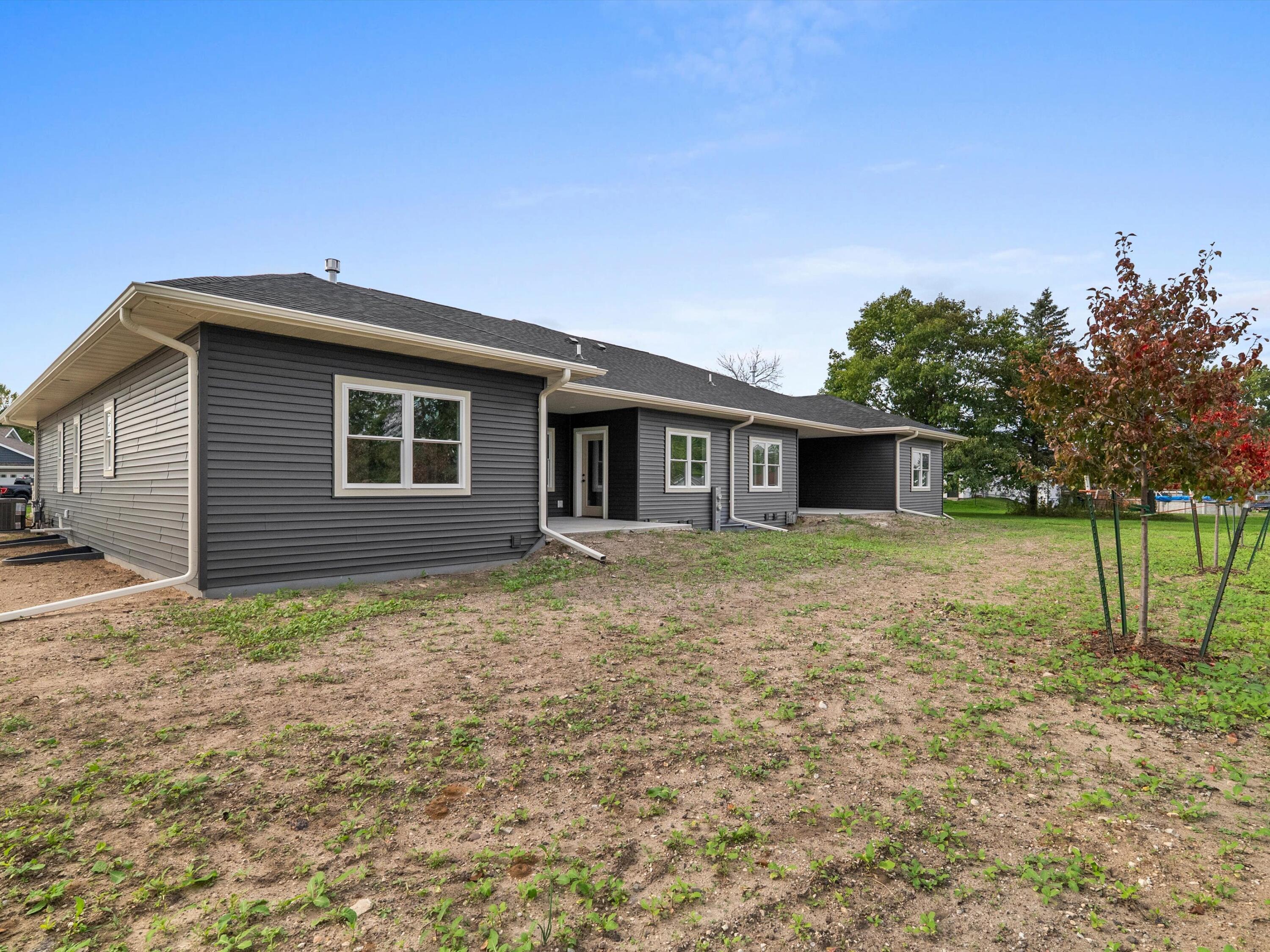 1915 Paul Road Manitowoc, WI 54220 - Photo 36 of 40 09-DSC05937