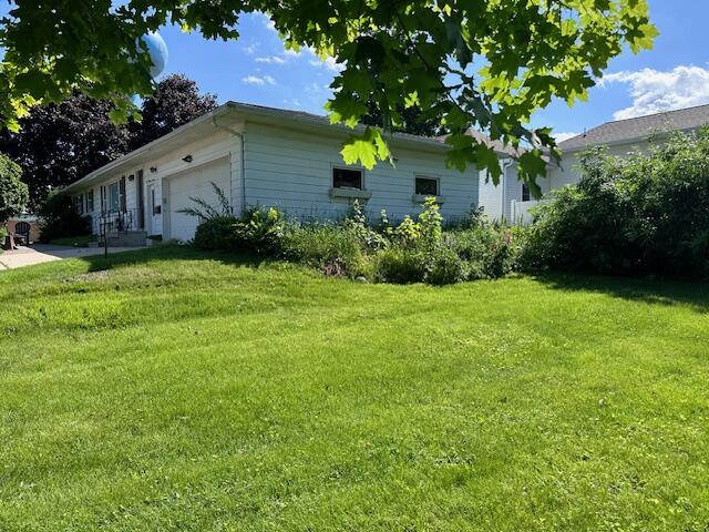 207 North Pine Street Caledonia, MN 55921 - Photo 11 of 31 IMG_0936