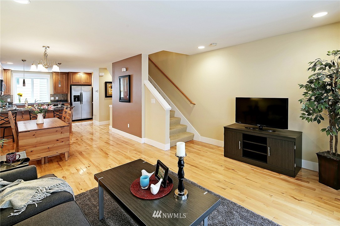 1909 Northeast 145th Street Seattle, WA 98155 - Photo 7 of 15