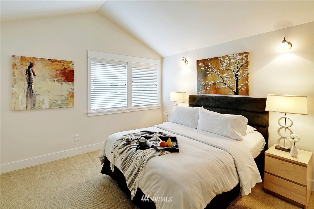1909 Northeast 145th Street Seattle, WA 98155 - Photo 8 of 15