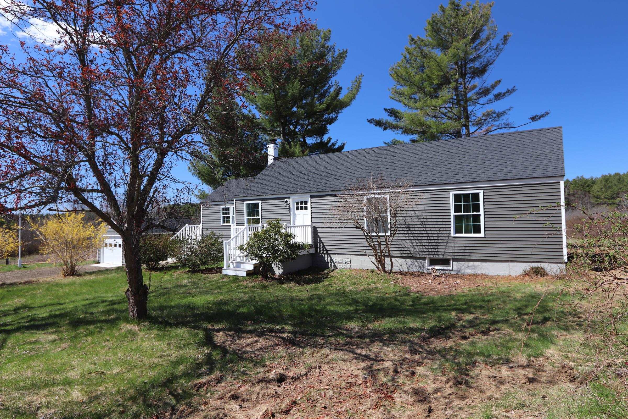 39 Goodwin Road Eliot, ME 03903 - Photo 3 of 40