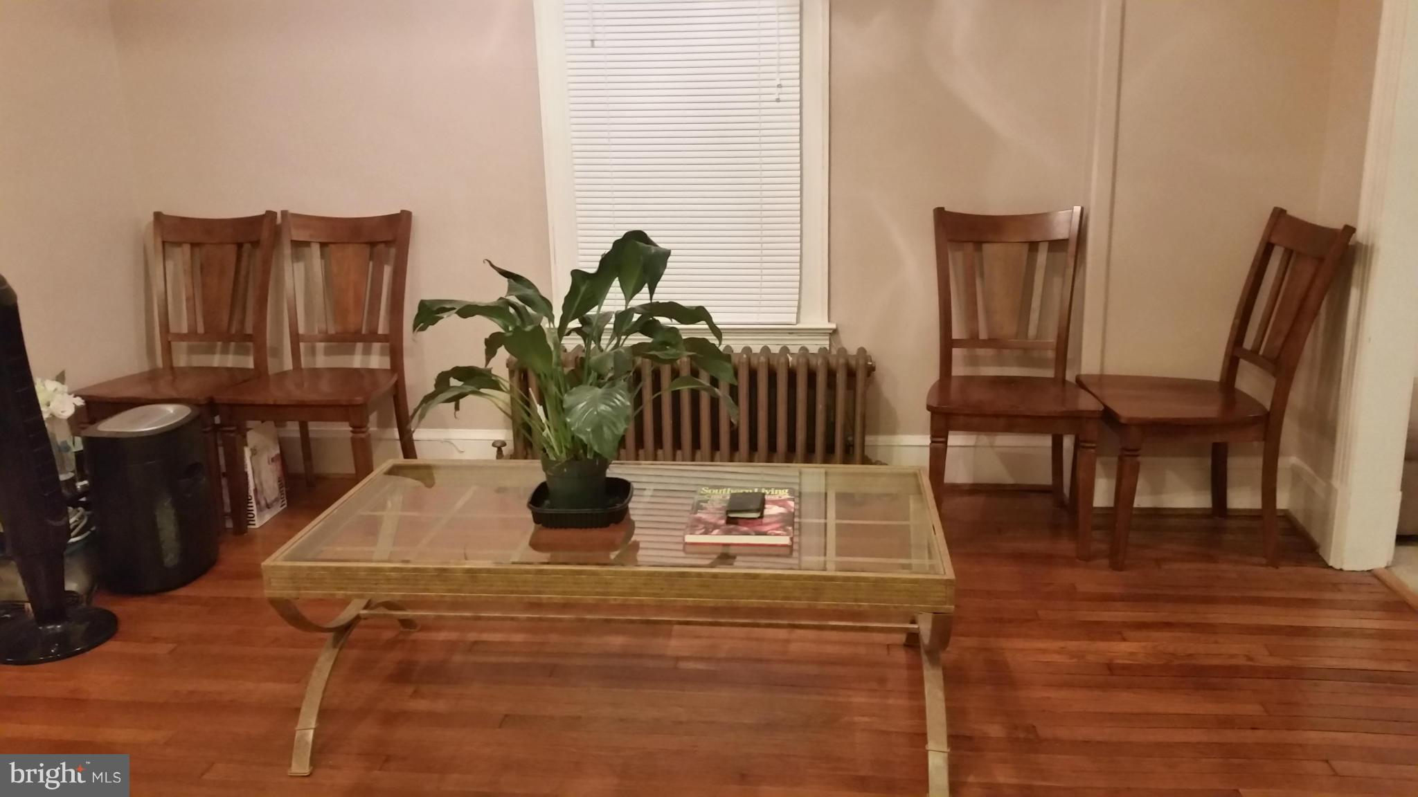 31 Anacostia Road Northeast Washington, DC 20019 - Photo 2 of 9 Dining Room