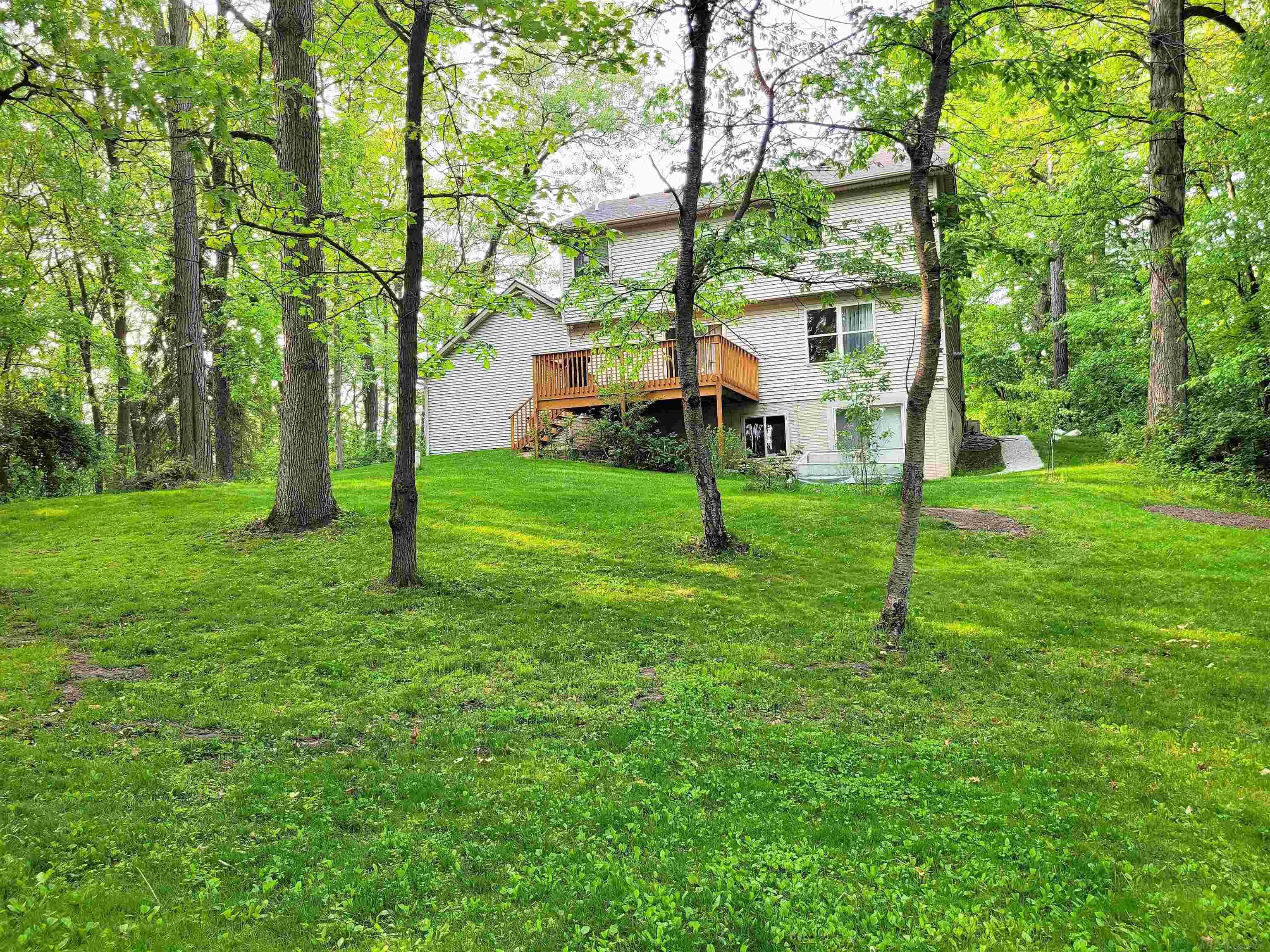 10854 Culver Road Brighton, MI 48114 - Photo 5 of 30 50114487-4.JPG