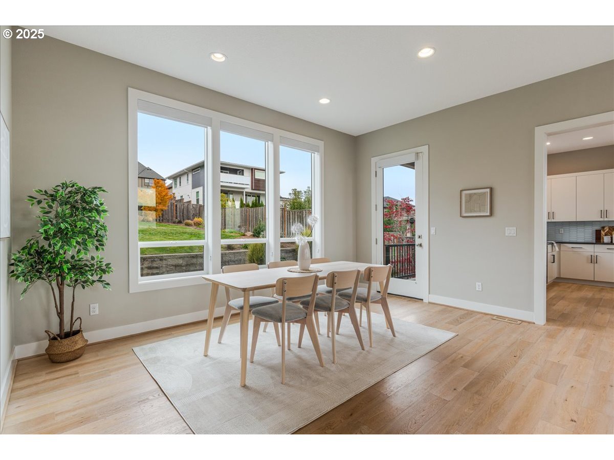 12087 Southwest Aspen Ridge Drive Tigard, OR 97224 - Photo 18 of 44