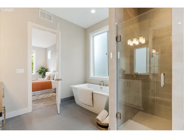 $1,149,000 | 12087 Southwest Aspen Ridge Drive, Tigard, OR 97224