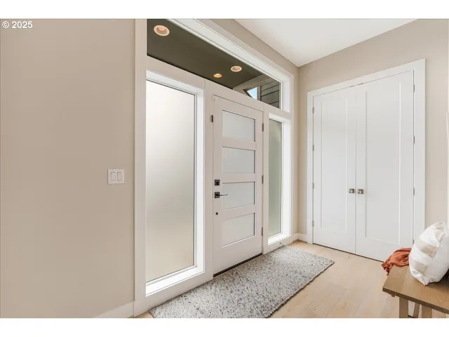 $1,149,000 | 12087 Southwest Aspen Ridge Drive, Tigard, OR 97224