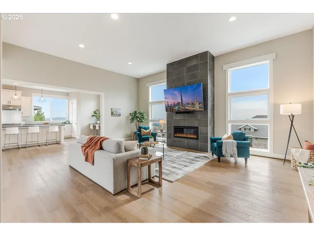 $1,149,000 | 12087 Southwest Aspen Ridge Drive, Tigard, OR 97224