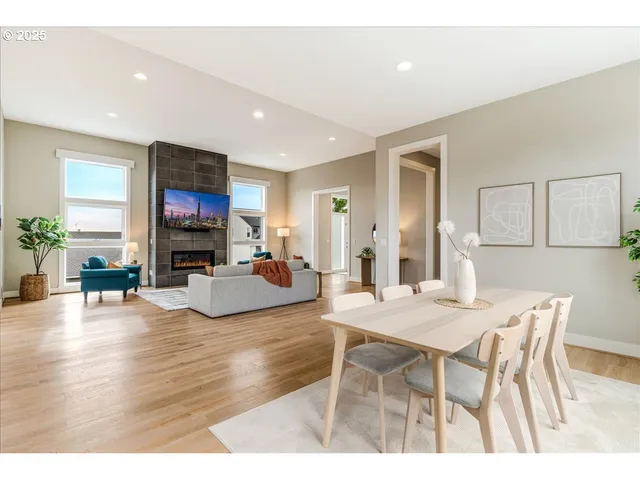 $1,149,000 | 12087 Southwest Aspen Ridge Drive, Tigard, OR 97224