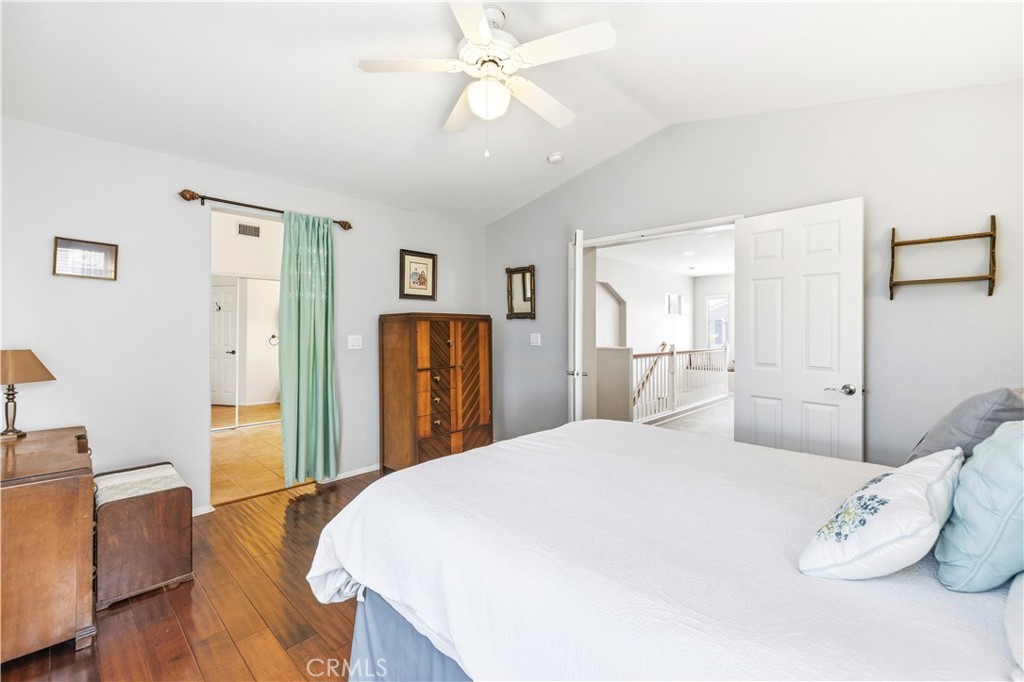 28033 Memory Lane Valencia, CA 91354 - Photo 26 of 37