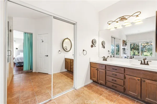 $799,950 | 28033 Memory Lane, Valencia, CA 91354