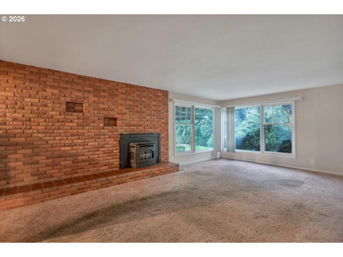 112 Northeast Green Court Albany, OR 97321 - Photo 29 of 46