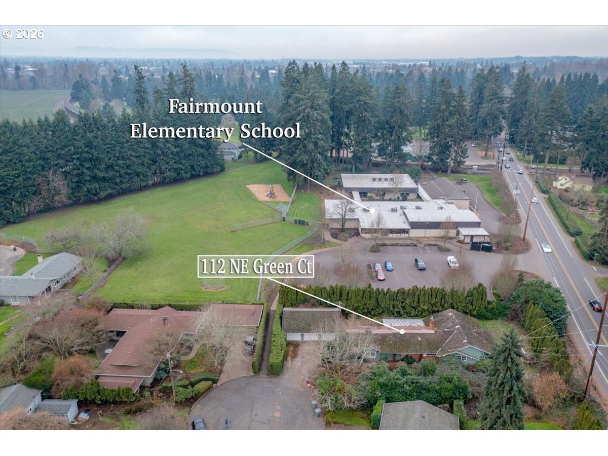112 Northeast Green Court Albany, OR 97321 - Photo 3 of 46