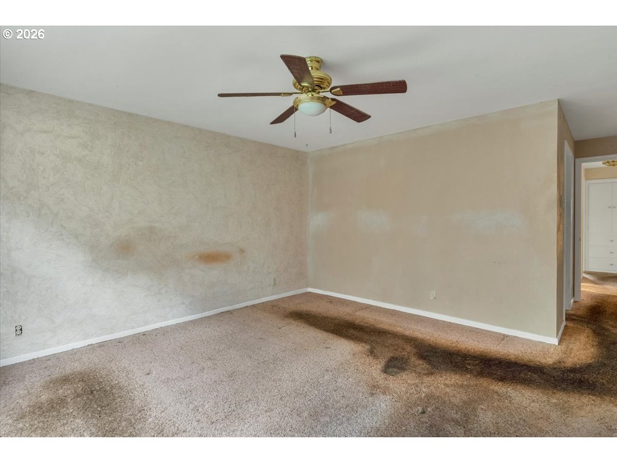 112 Northeast Green Court Albany, OR 97321 - Photo 31 of 46