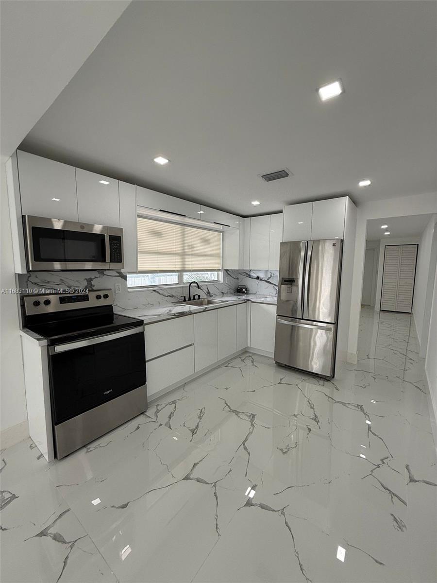 2953 Northwest 45th Street Miami, FL 33142 - Photo 6 of 21