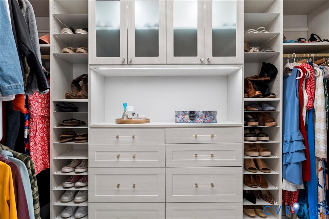 1900 Roseneath Road, Unit 5A Richmond, VA 23230 - Photo 34 of 65 Custom Closet