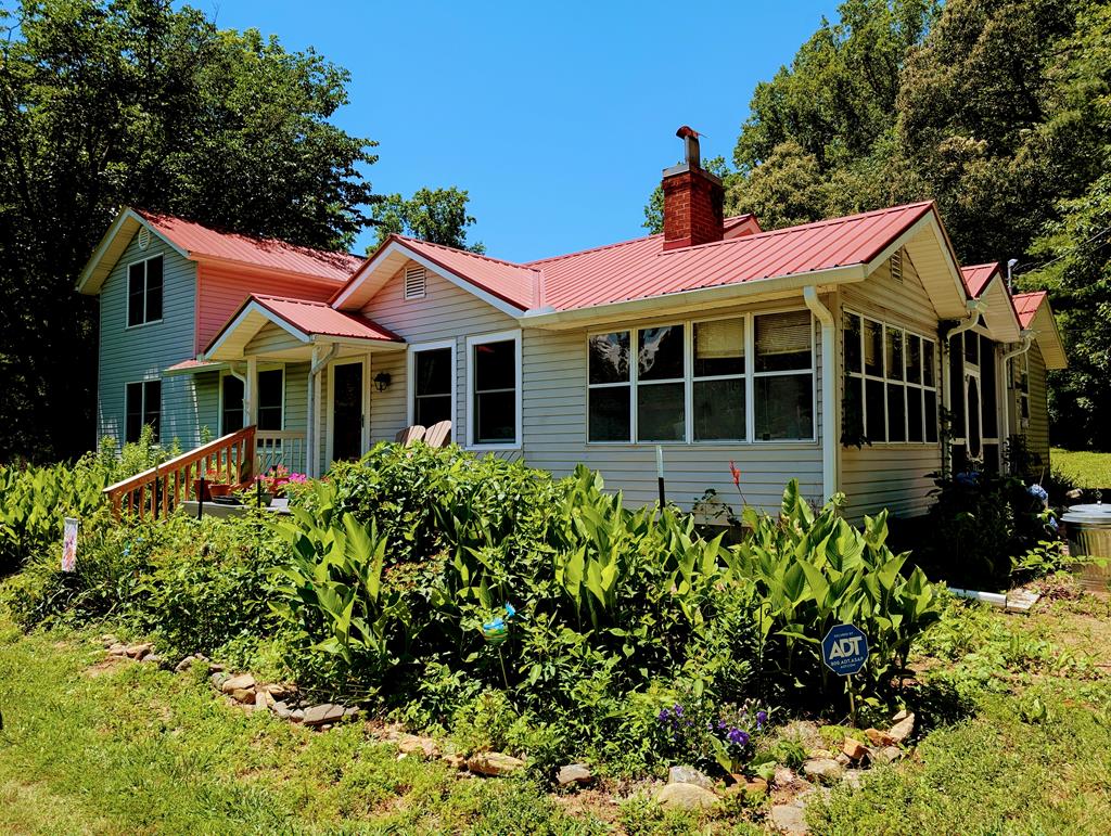 169 East Vineyard Road Hayesville, NC 28904 - Photo 1 of 61 Main View
