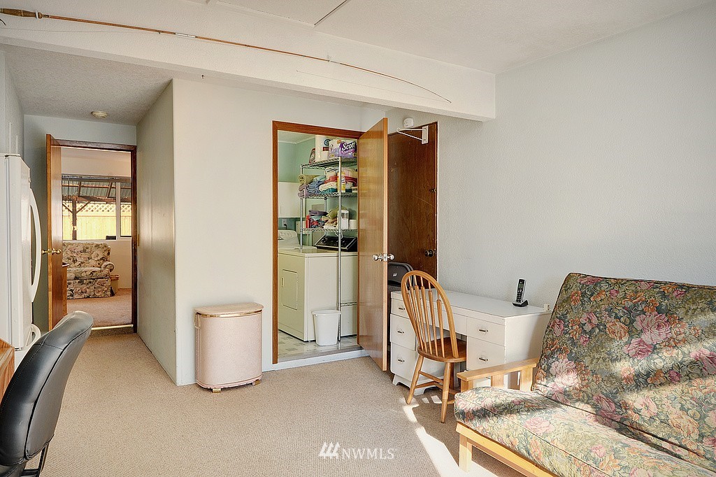 630 217th Street Southwest Bothell, WA 98021 - Photo 11 of 21