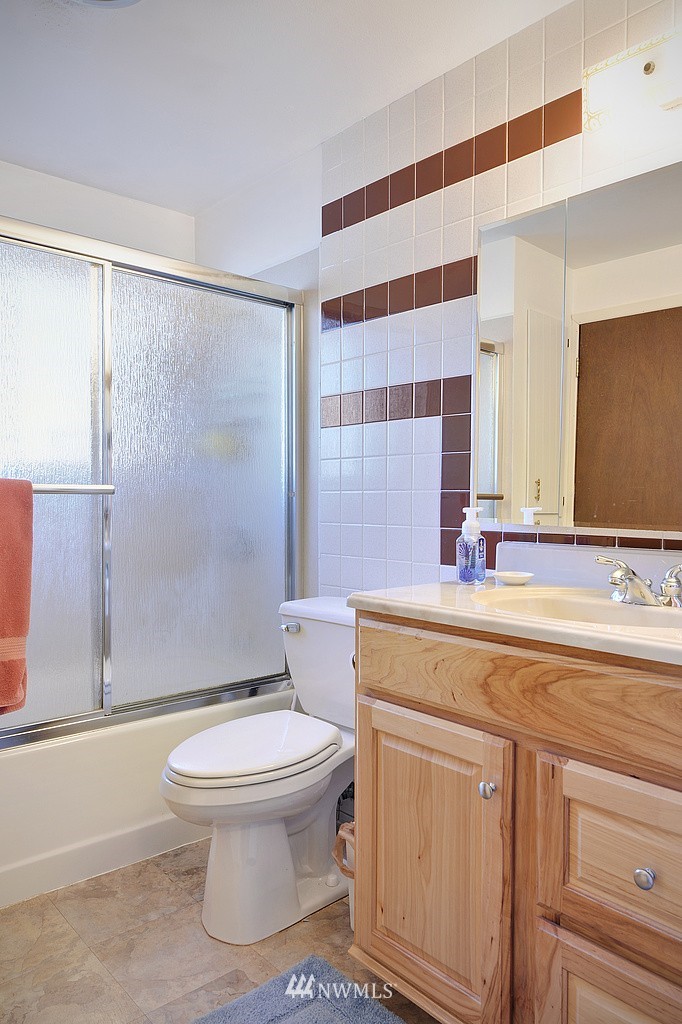 630 217th Street Southwest Bothell, WA 98021 - Photo 14 of 21