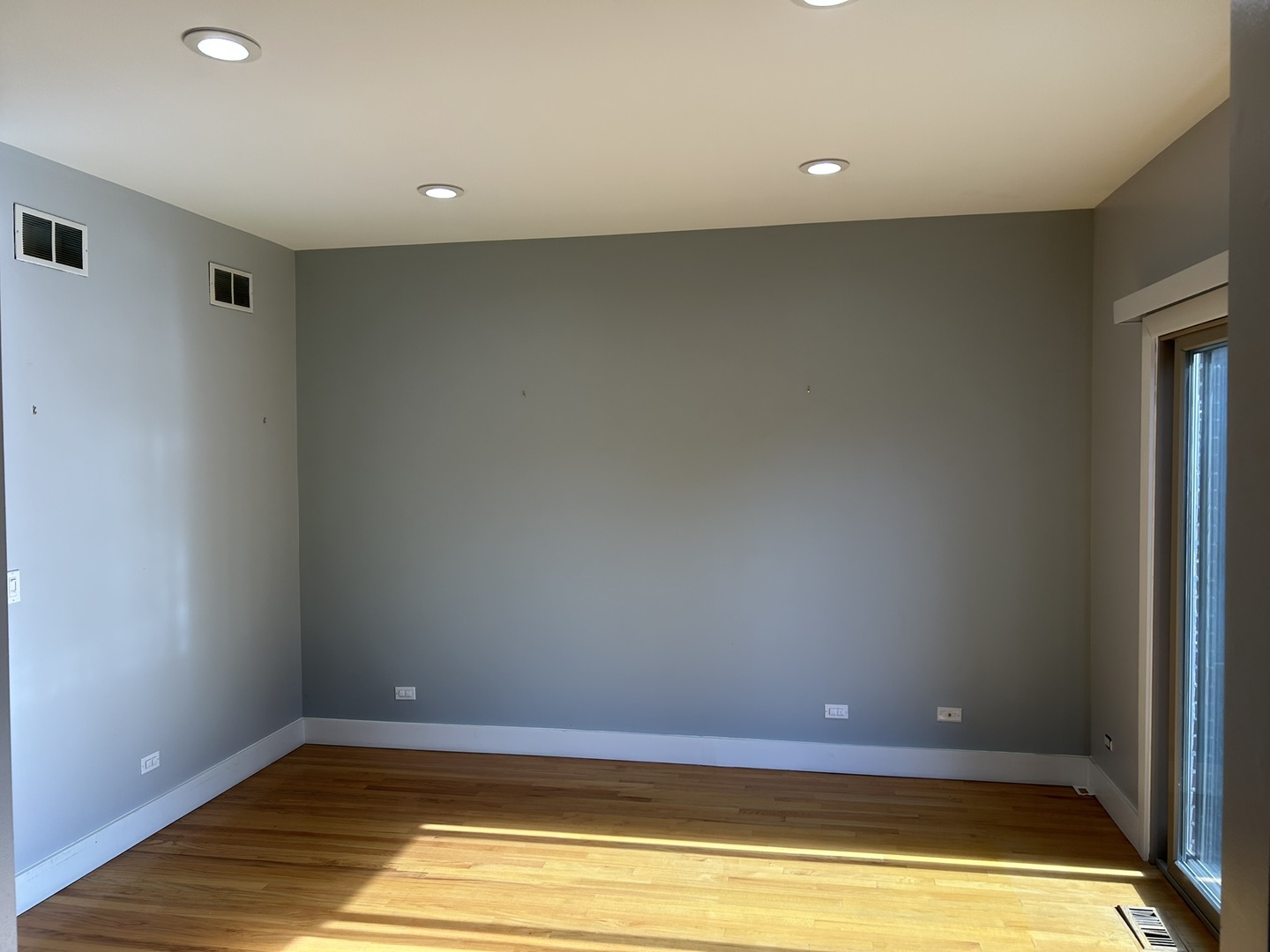 9207 Gerritsen Avenue, Unit 9207 Brookfield, IL 60513 - Photo 16 of 24 a view of a room with wooden floor