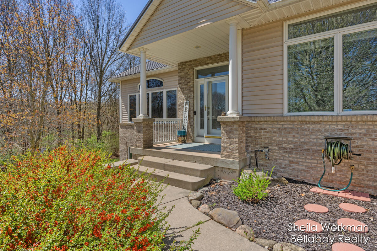 2487 Kiser Road Middleville, MI 49333 - Photo 4 of 54 IMG_1003