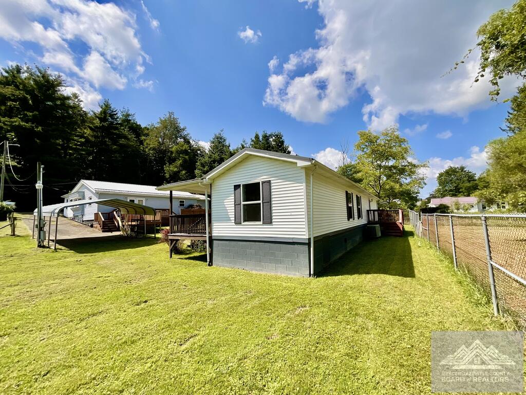 260-266 Periwinkle Road Princeton, WV 24739 - Photo 26 of 31 Gallery Image 26