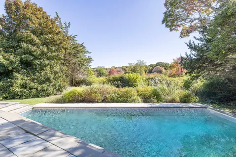 $2,995,000 | 4108 Noyack Road, Sag Harbor, NY 11963