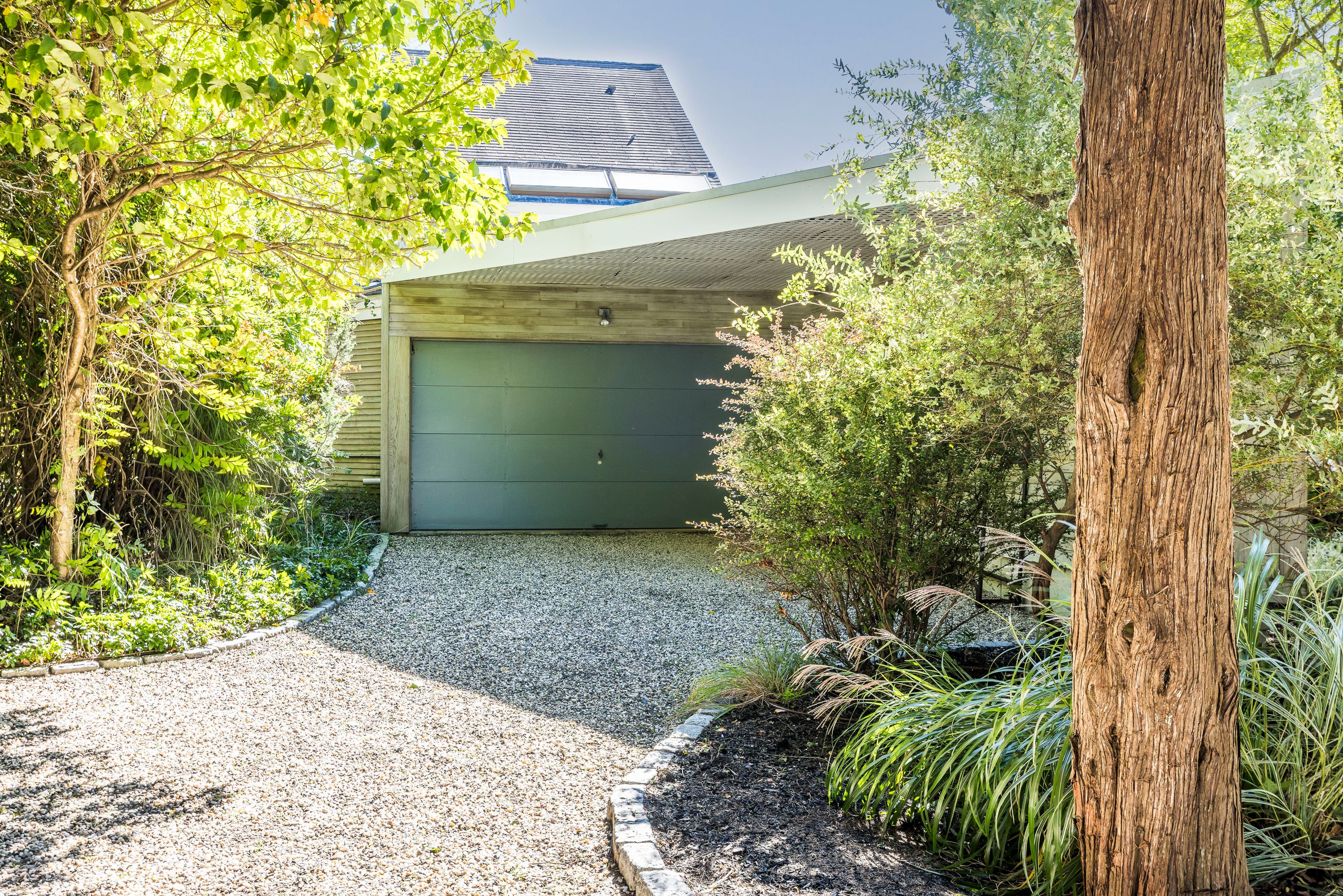 4108 Noyack Road Sag Harbor, NY 11963 - Photo 24 of 26