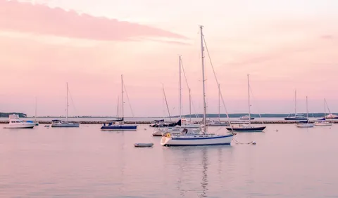 $2,995,000 | 4108 Noyack Road, Sag Harbor, NY 11963