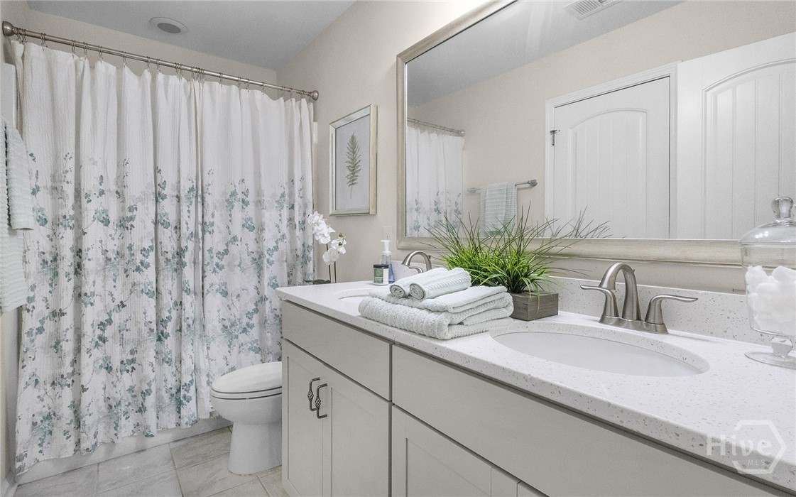 135 Martello Road Pooler, GA 31322 - Photo 26 of 46 Upstairs Bathroom