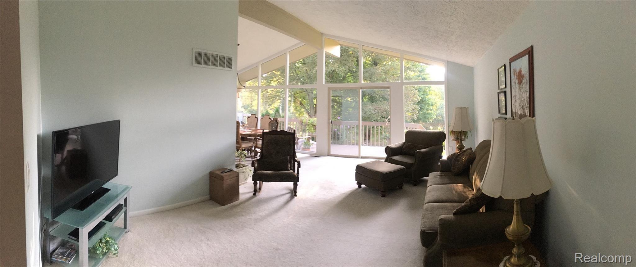 2100 Addaleen Road Highland, MI 48357 - Photo 22 of 35 IMG_4619.JPG