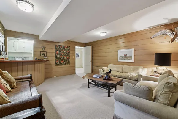 $2,490,000 | 2308 West Lake Of The Isles Parkway, Minneapolis, MN 55405