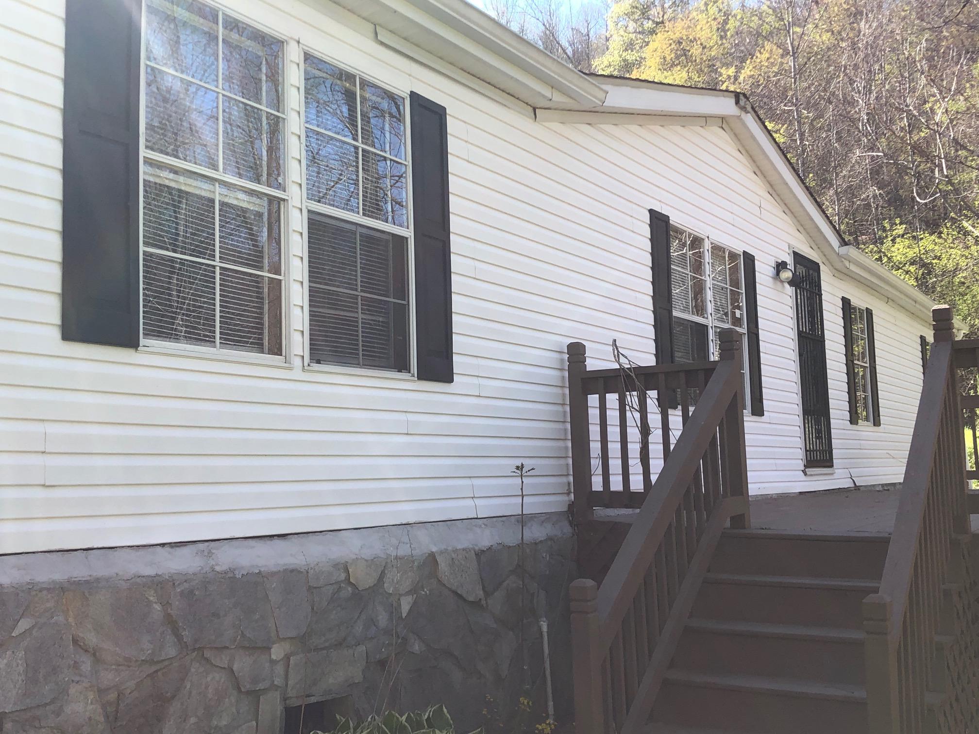 246 Mine Ridge Road Mountain City, TN 37683 - Photo 1 of 16 IMG_2923