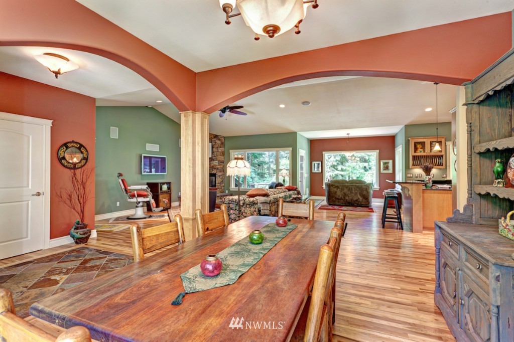 260 South Saylor Road Camano Island, WA 98282 - Photo 5 of 23 Gallery Image 5