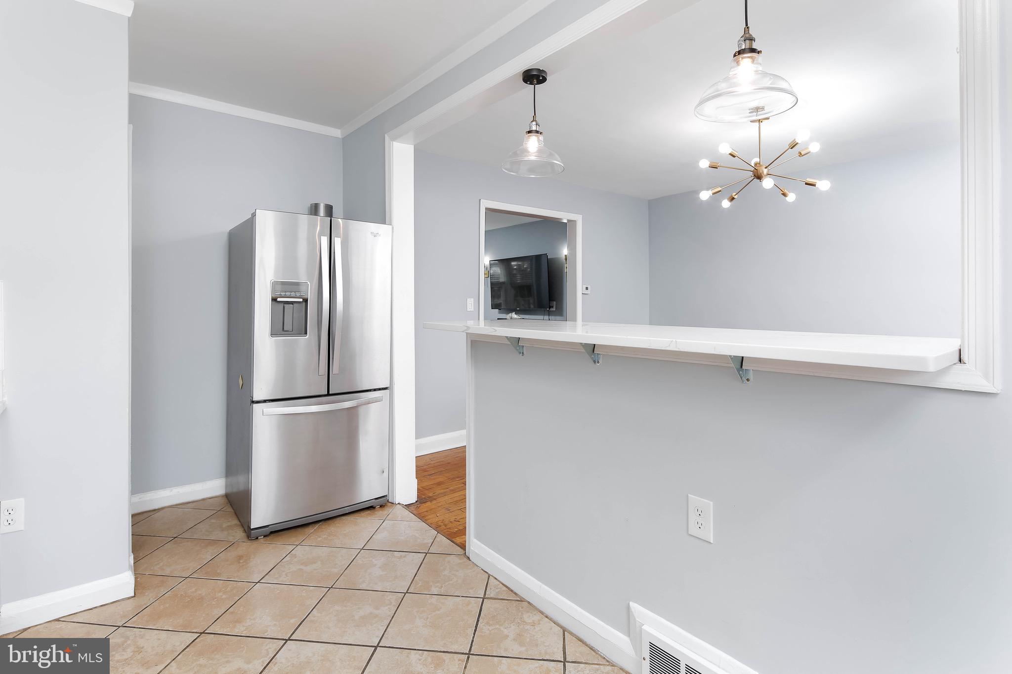 1650 Roundhill Road Baltimore, MD 21218 - Photo 15 of 30