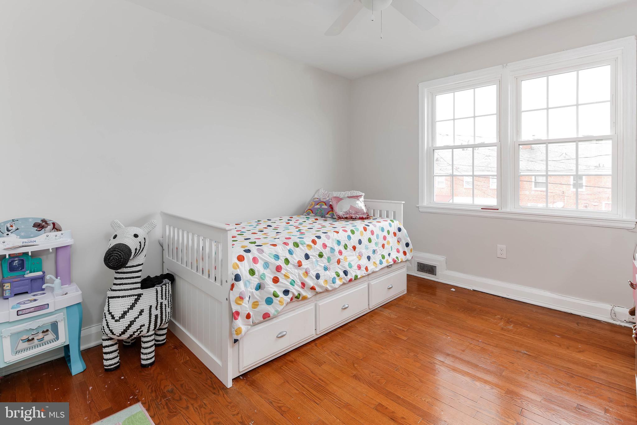 1650 Roundhill Road Baltimore, MD 21218 - Photo 20 of 30