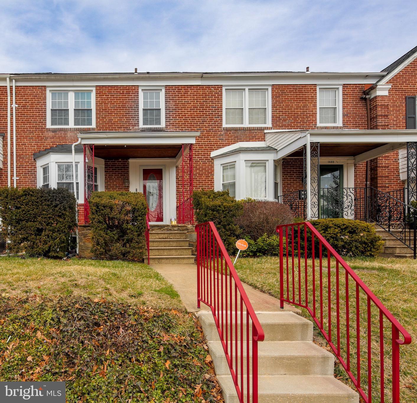 1650 Roundhill Road Baltimore, MD 21218 - Photo 2 of 30