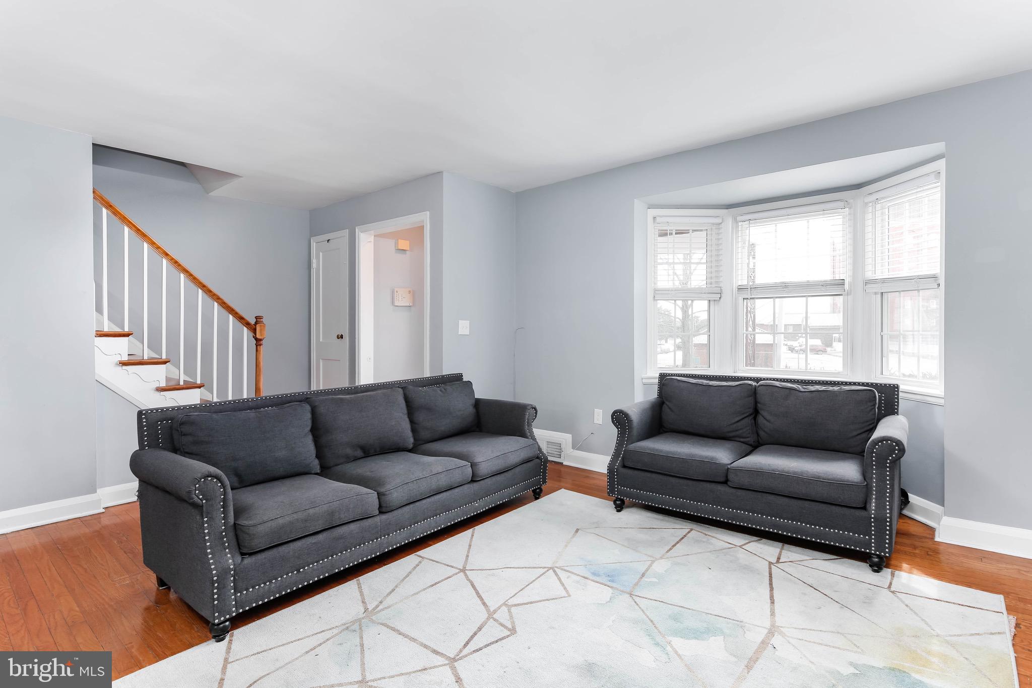 1650 Roundhill Road Baltimore, MD 21218 - Photo 4 of 30