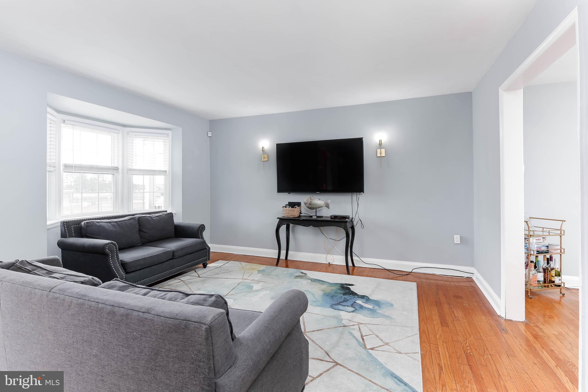 1650 Roundhill Road Baltimore, MD 21218 - Photo 7 of 30