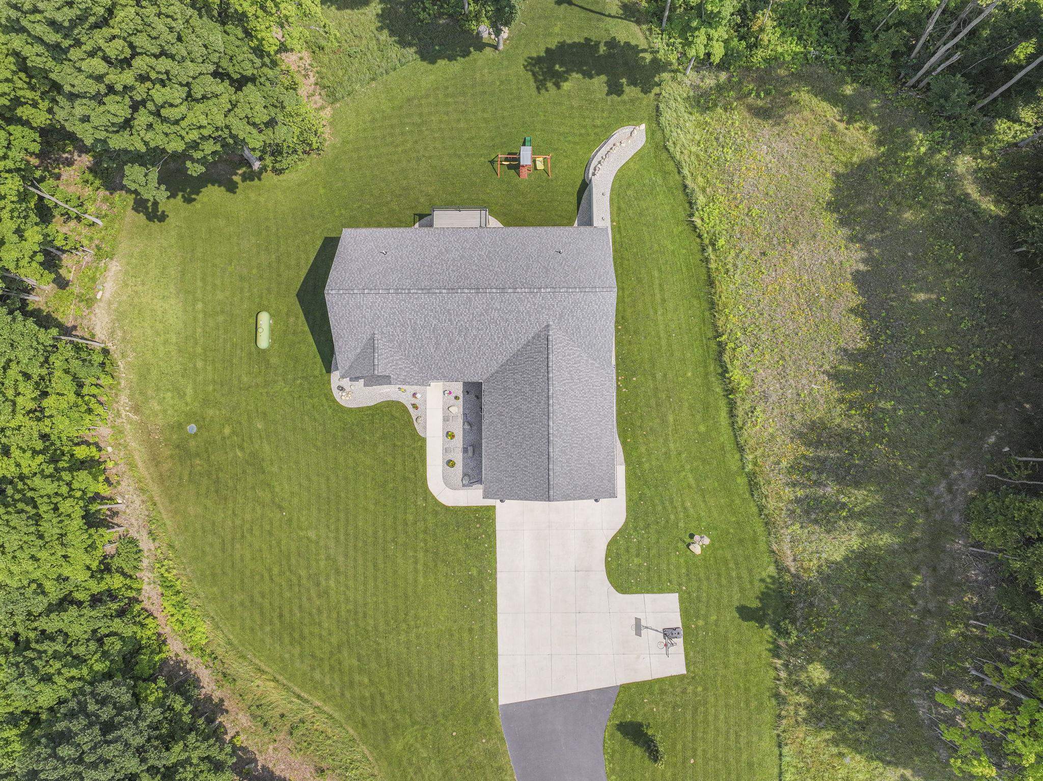6238 East Gallivan Road Cedar, MI 49621 - Photo 77 of 81 1937171-48565ce0-ef86-4504-9244-f8ff9b83ec01.JPG