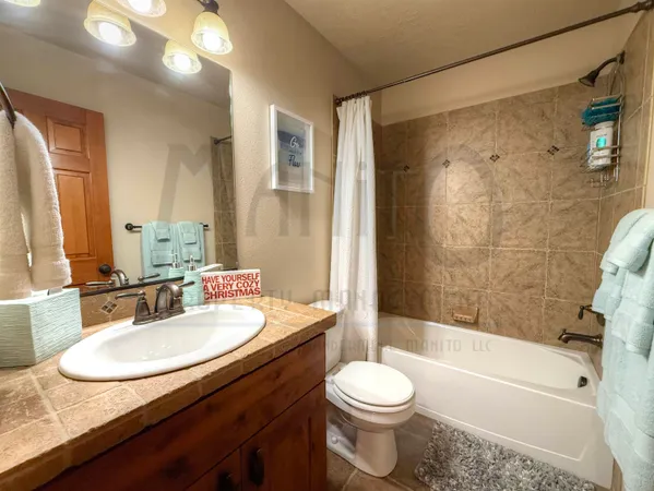 $5,200 | 1008 North River Ridge Boulevard, Spokane, WA 99224