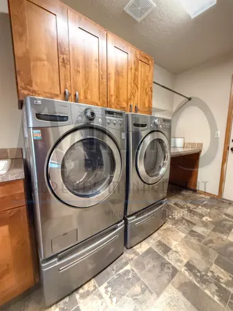 $5,200 | 1008 North River Ridge Boulevard, Spokane, WA 99224