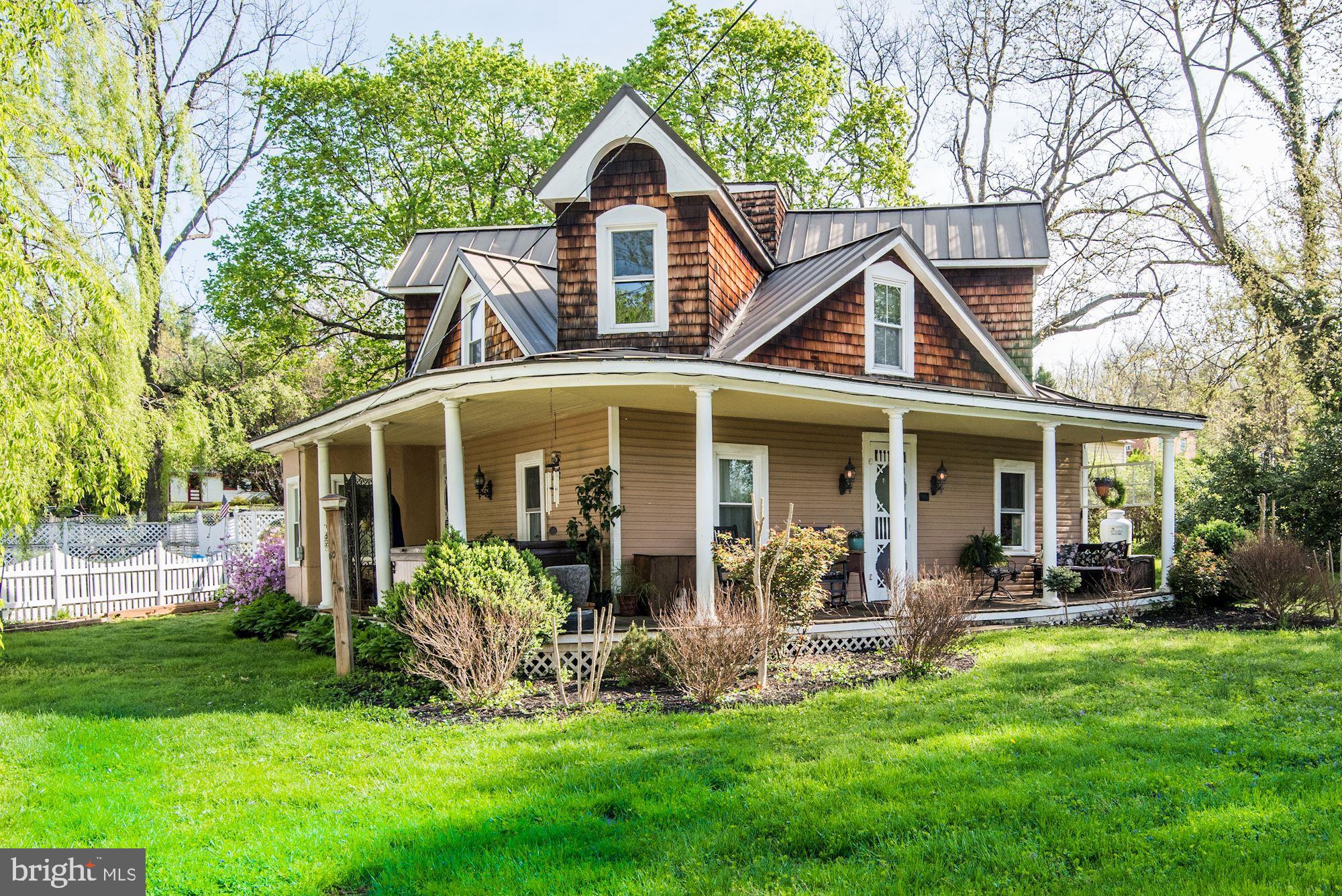6348 Hopewell Road The Plains, VA 20198 - Photo 3 of 50 Architecturally unique design creates character