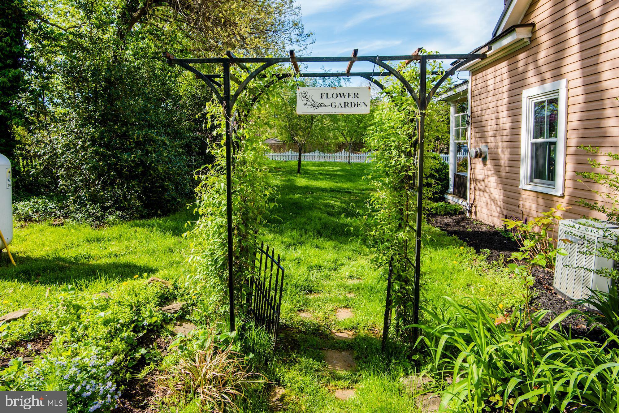 6348 Hopewell Road The Plains, VA 20198 - Photo 10 of 50 Gallery Image 10