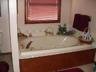 1937 Hunter's Ridge Drive Huntington, IN 46750 - Photo 3 of 6 Gallery Image 3