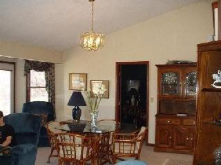 1937 Hunter's Ridge Drive Huntington, IN 46750 - Photo 4 of 6 Gallery Image 4